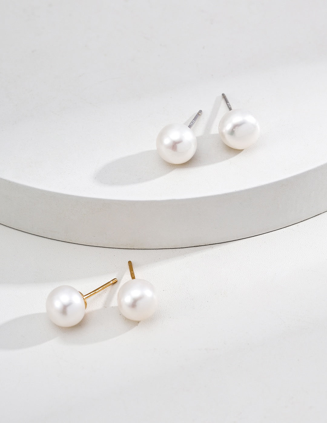 Lustre Pearl Studs