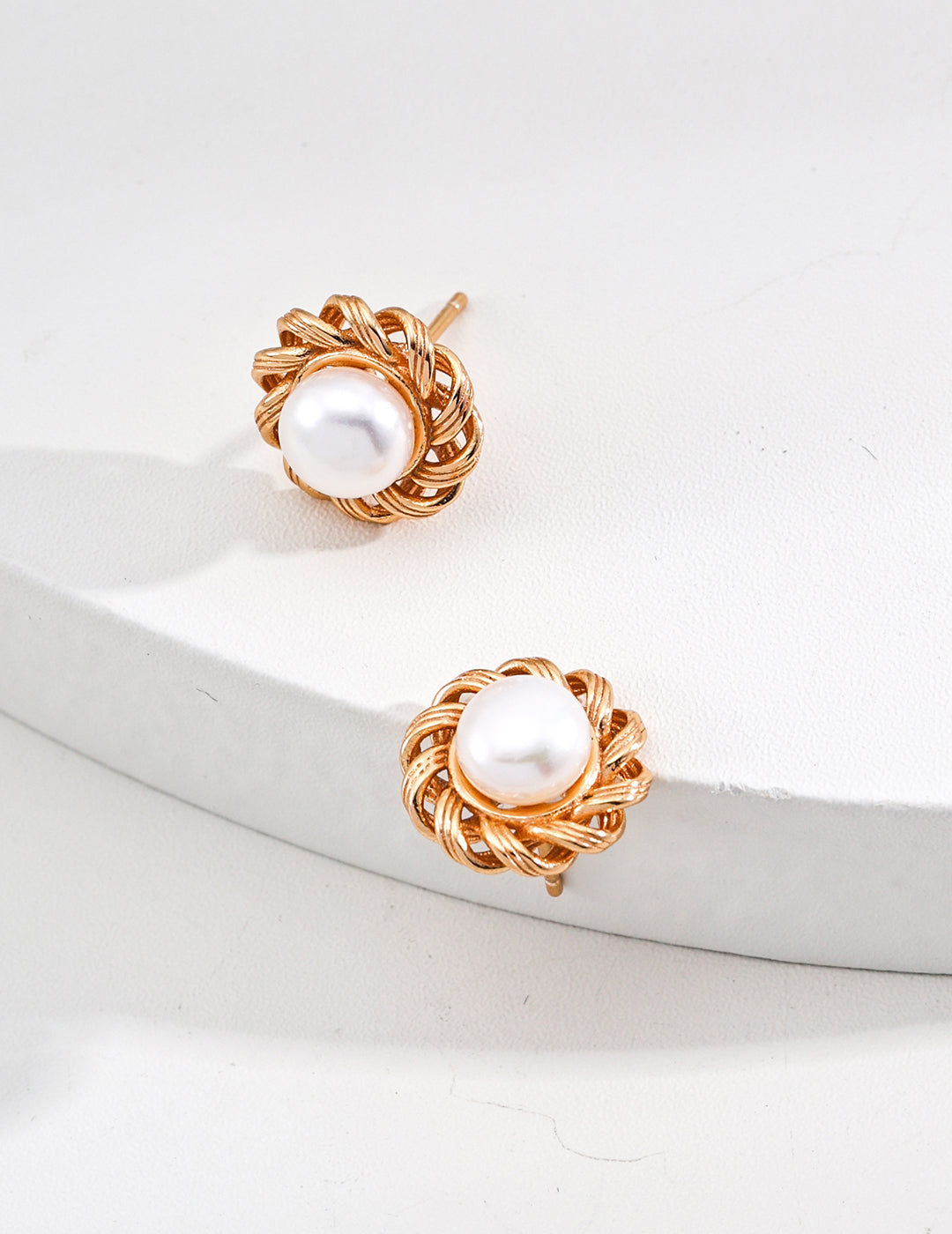 Mira Pearl Hoops