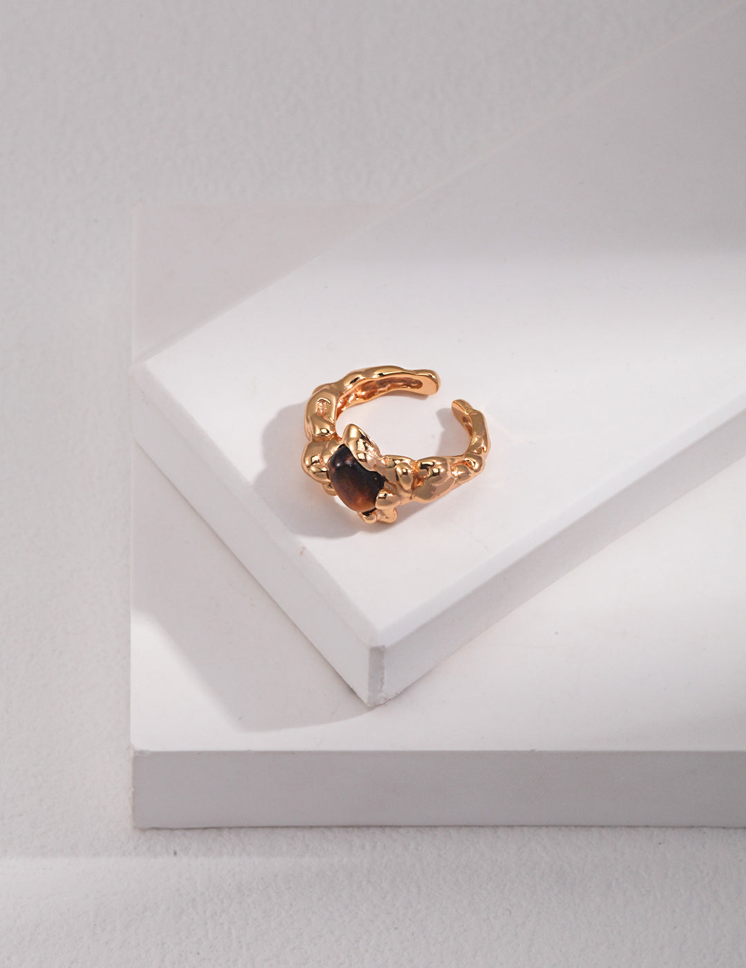 Vara Ring (Not adjustable)