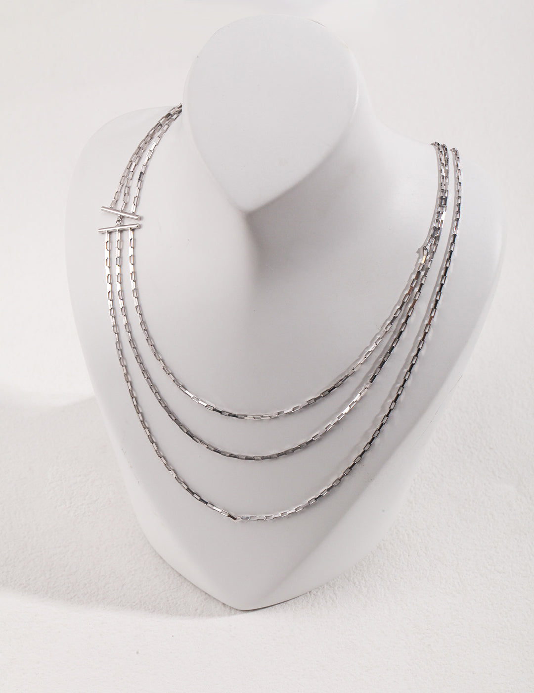 Vara Link Necklace