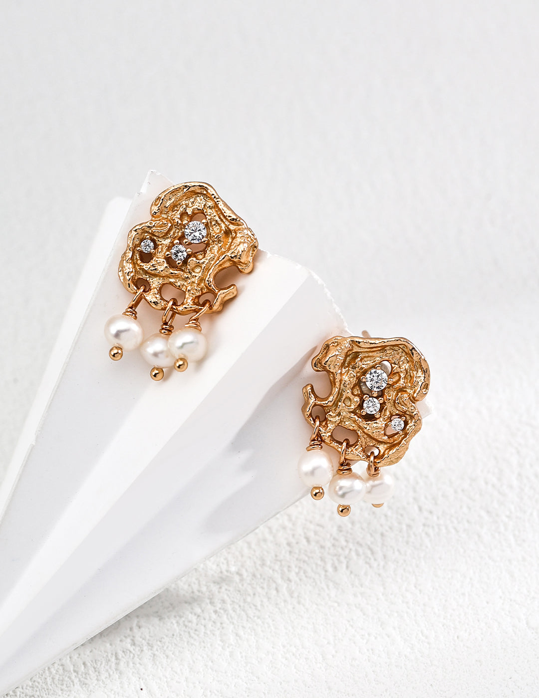 Lustre Pearl Zircon Studs