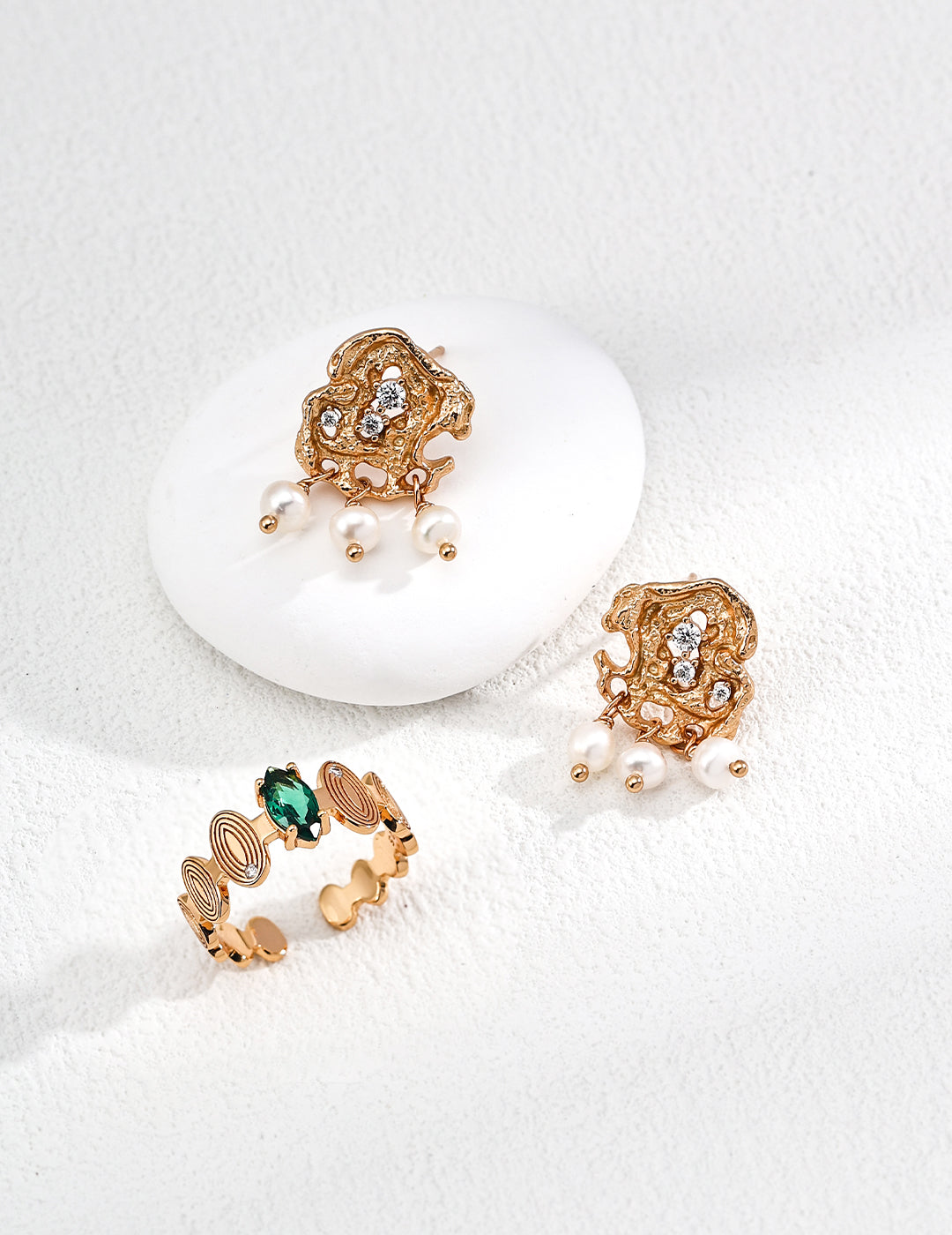 Lustre Pearl Zircon Studs