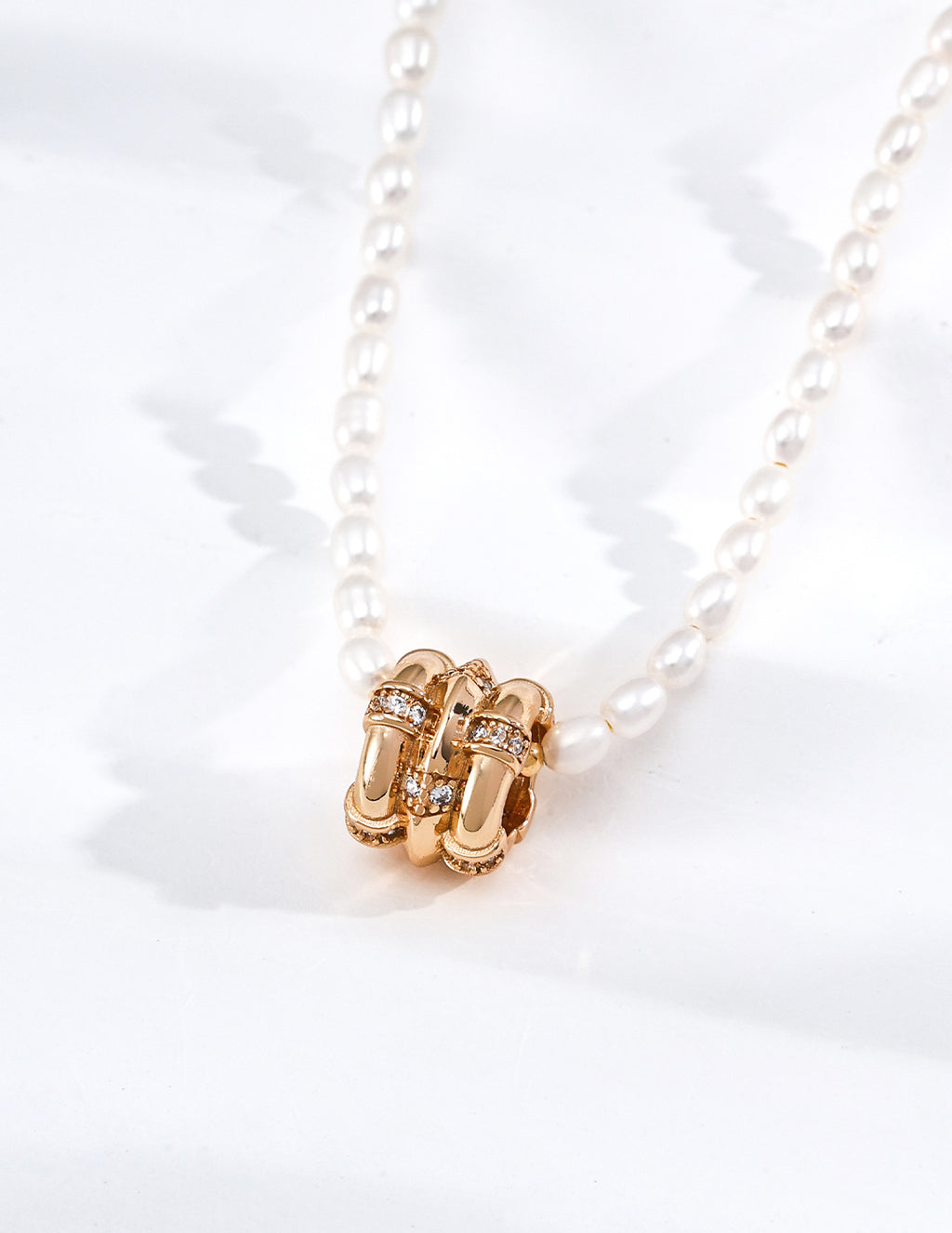 Star Wheel Pearl Set – necklace in Vintage Gold