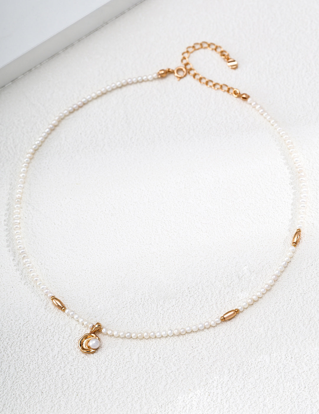 Moon Pearl Necklace in Vintage Gold – full view
