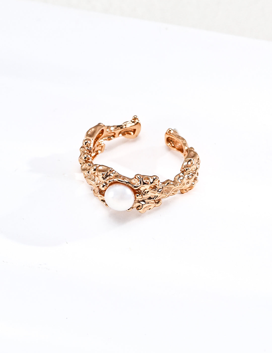 Lava Pearl Ring in Vintage Gold – front view